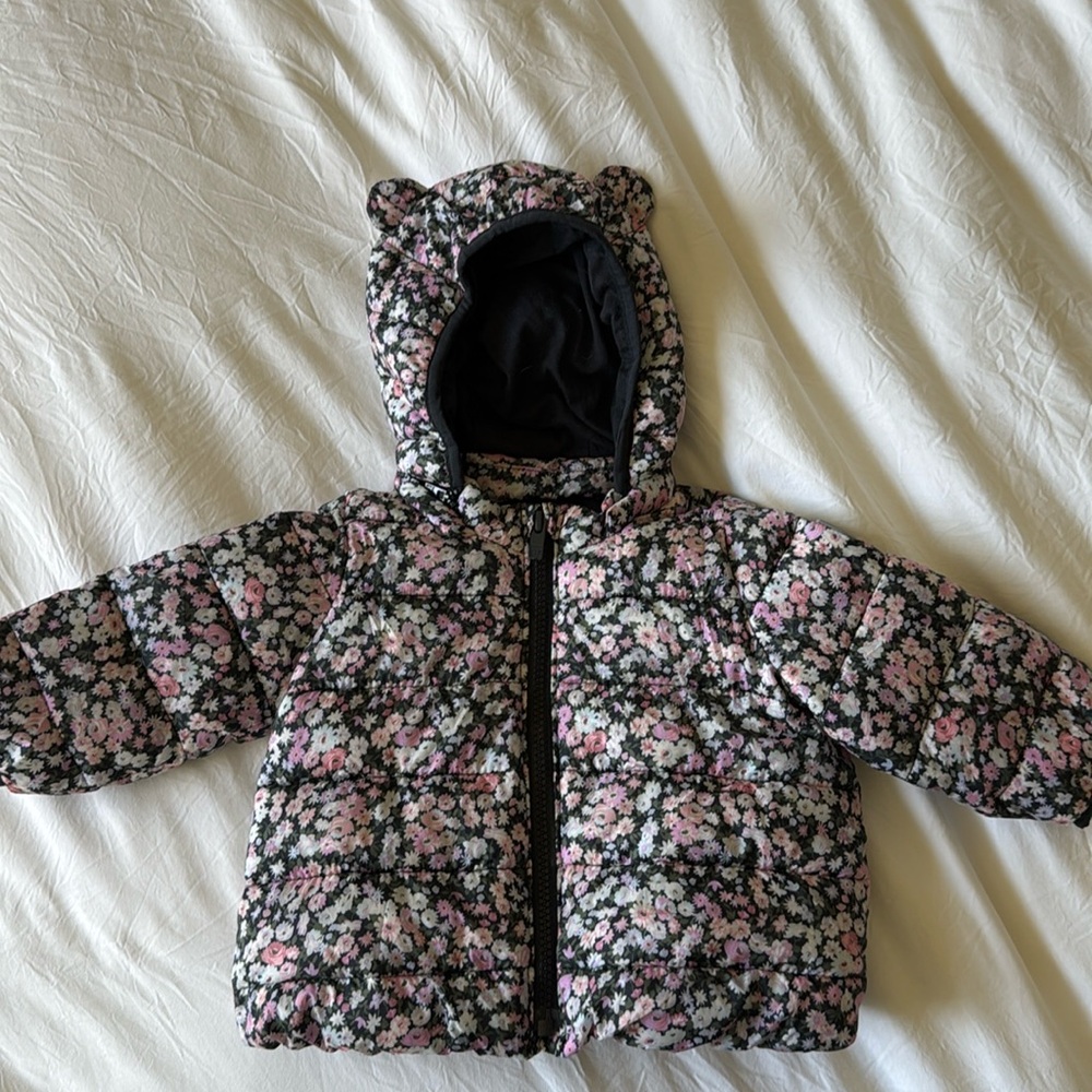 Baby GAP Floral Puffer Jacket with Bear Ear Hood (6-12 months)